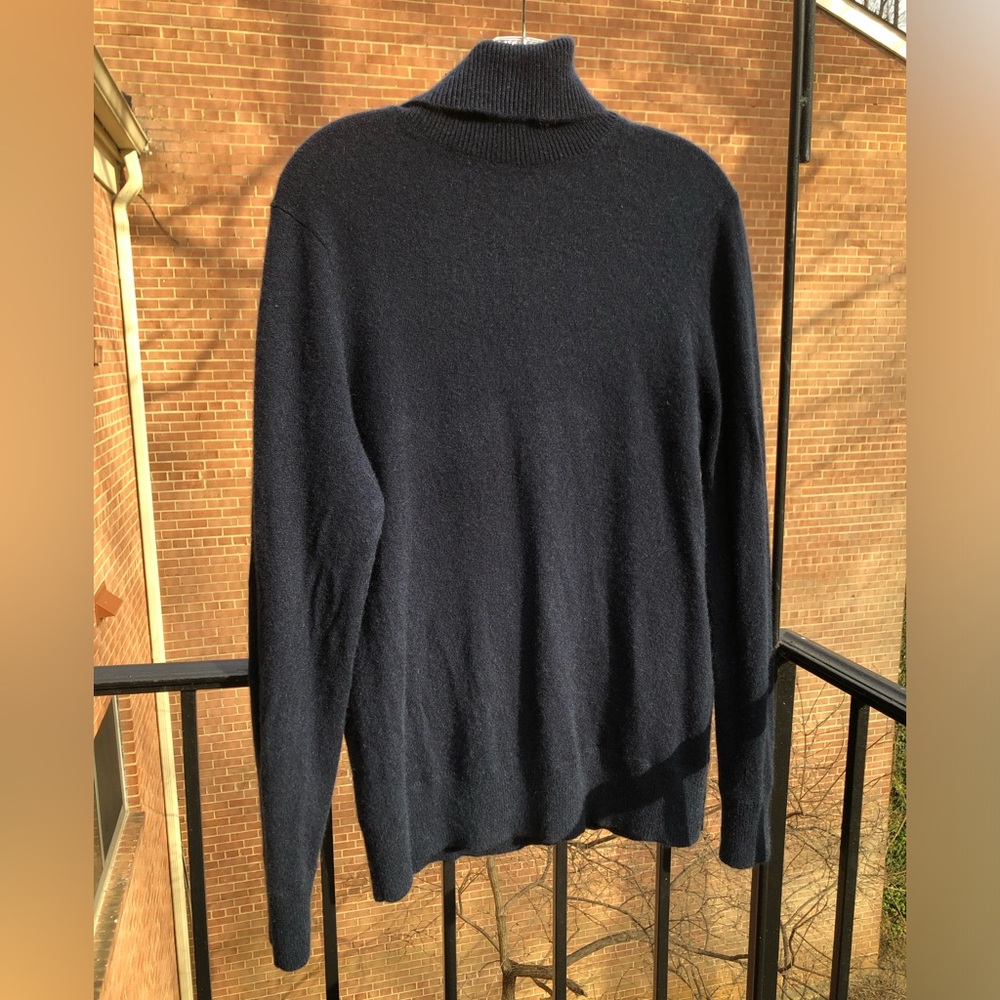 100% Cashmere Turtleneck Sweater Land’s End M Classic Casual Winter Dark Blue